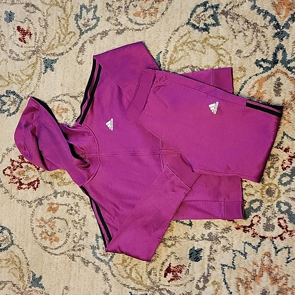 ADIDAS JOGGING SUIT